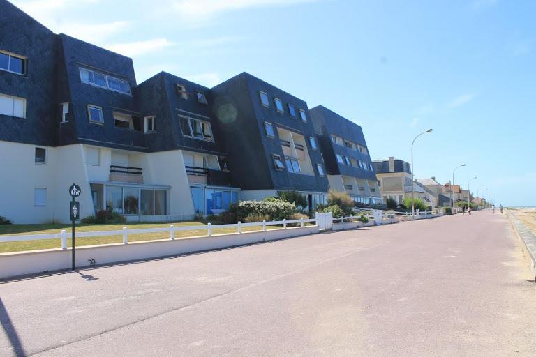 Beau Front De Mer Cosy Acces Direct Plage St Aubin Sur Mer Bernieres-sur-Mer ภายนอก รูปภาพ
